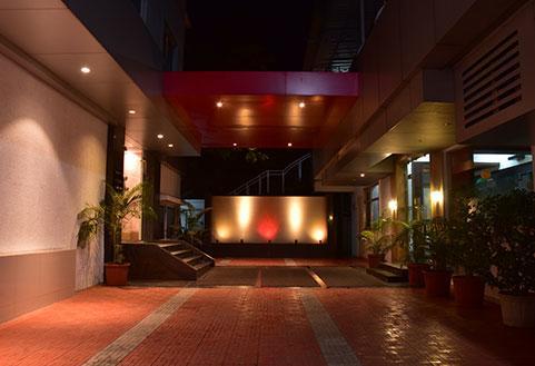 Hotel South Coast Navi Mumbai Extérieur photo