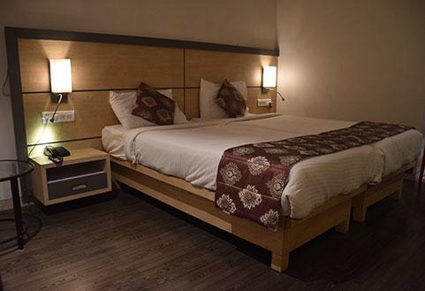 Hotel South Coast Navi Mumbai Extérieur photo